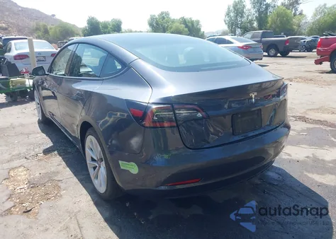 2022 Tesla Model 3 Rear-Wheel Drive из США, поврежденный, VIN 5YJ3E1EA9NF231025